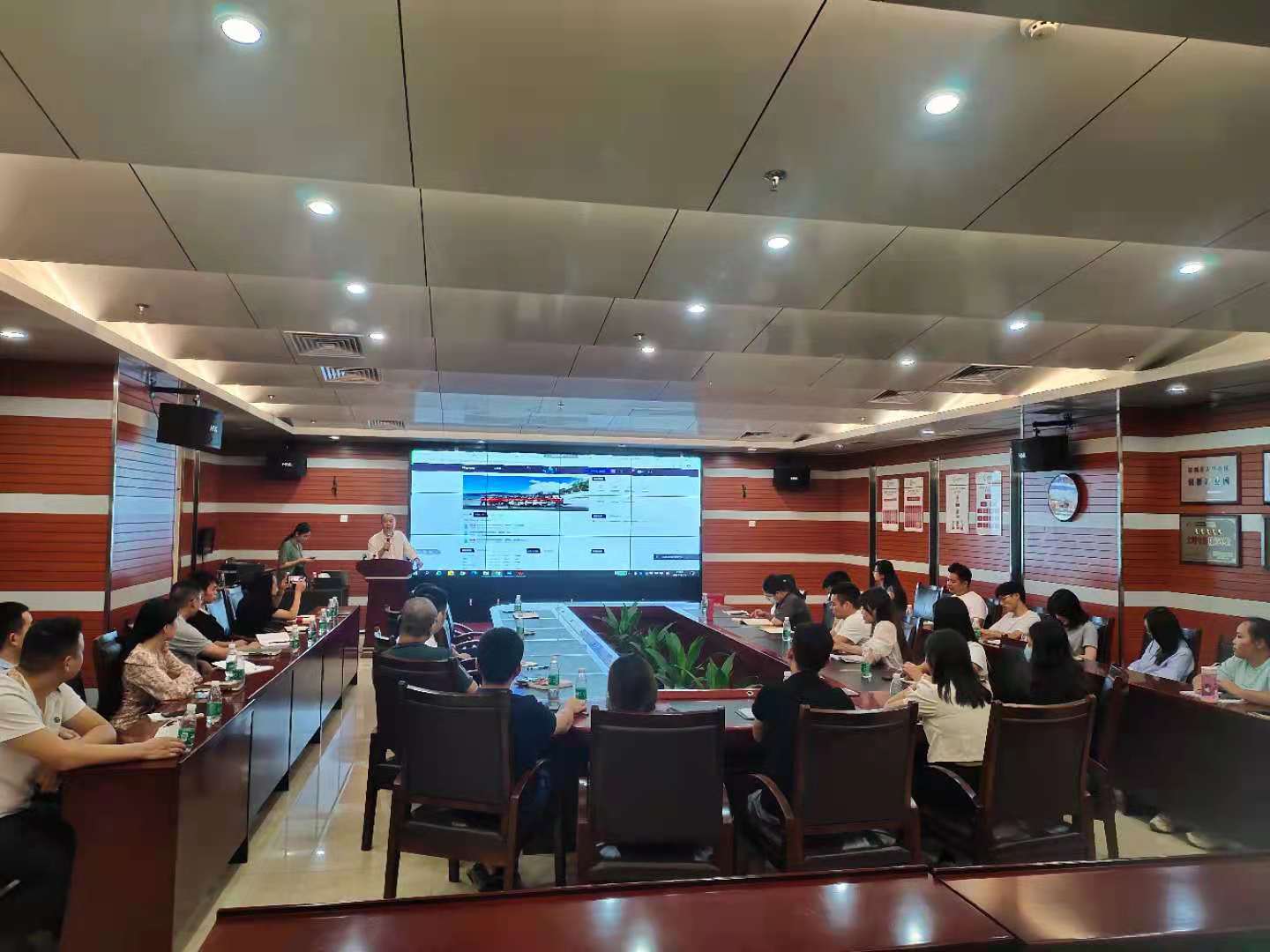 Sacco Micro slkor semiconductor informatization digital intelligent system is introduced into the training site